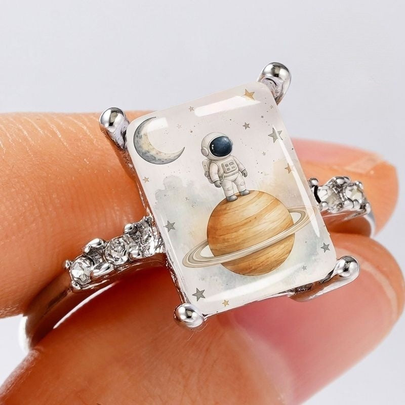 Astronaut Planet Ring