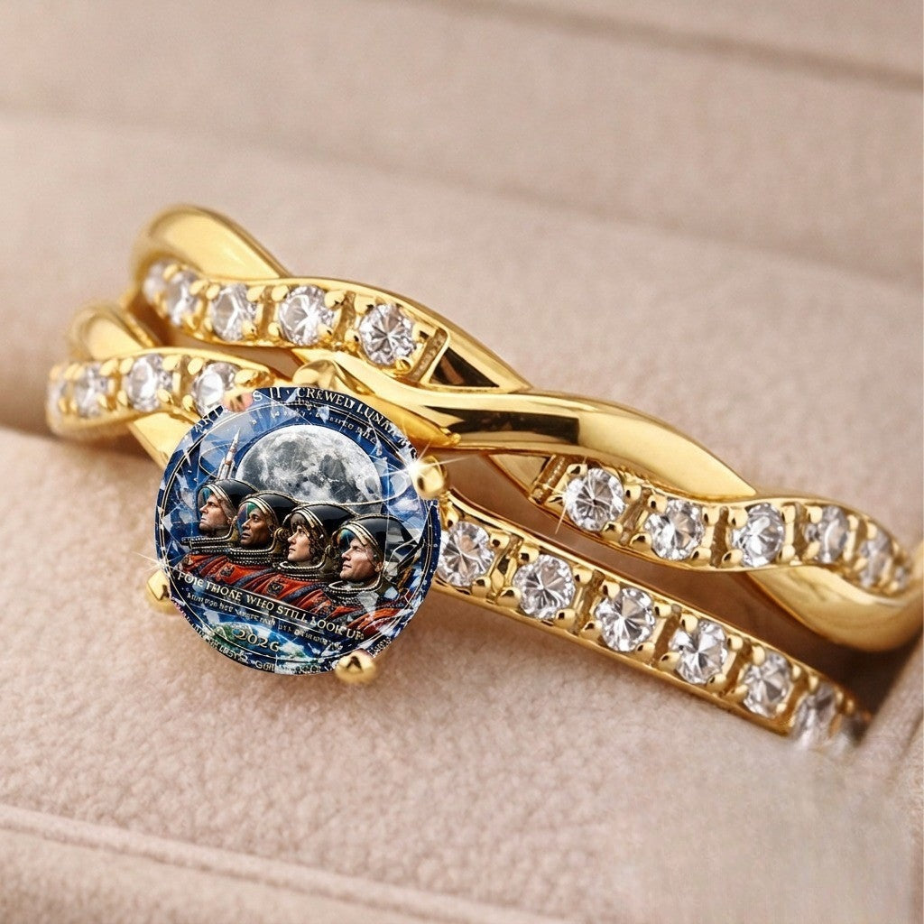 Twisted CZ Astronaut Ring