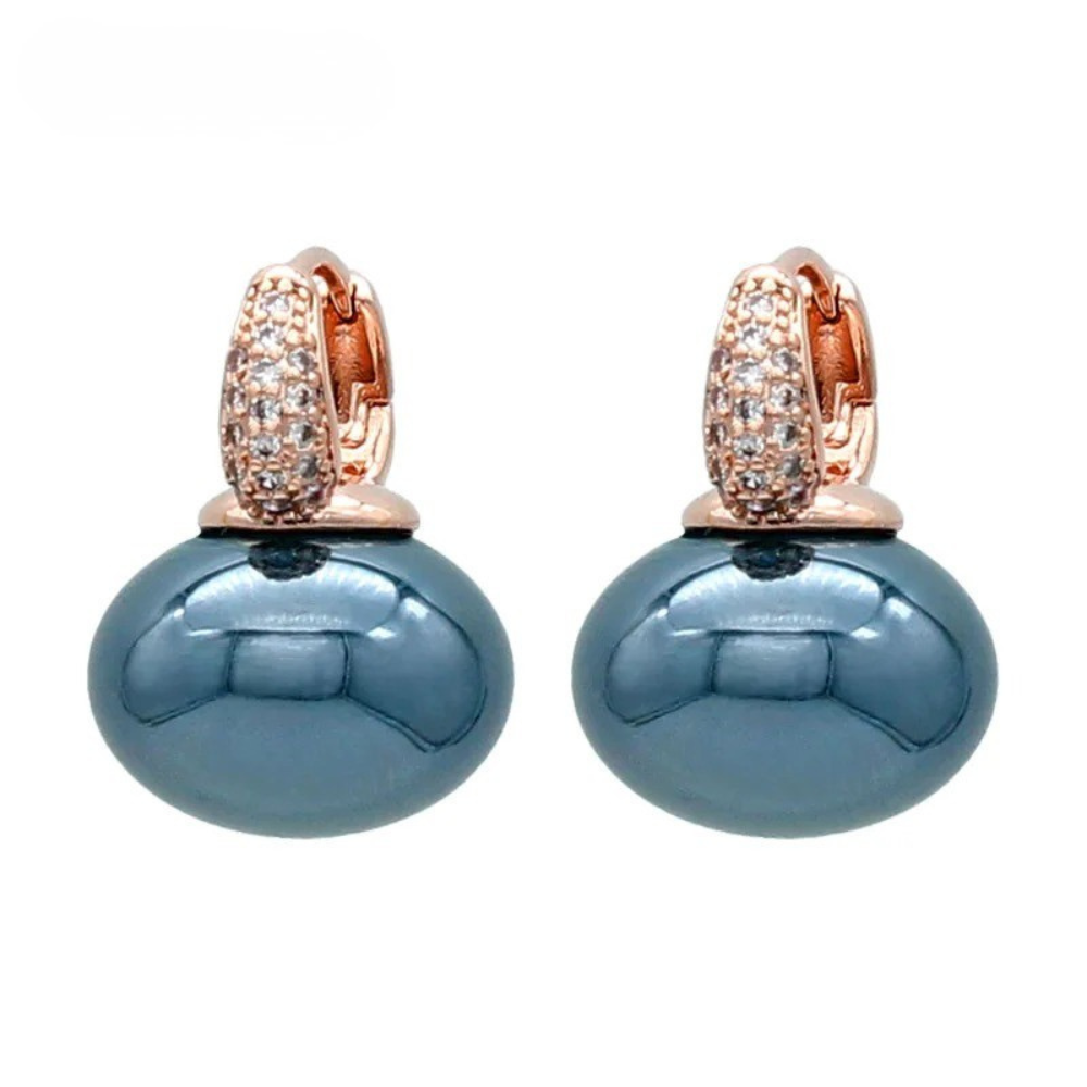 Round Pan Large Pearl Earrings