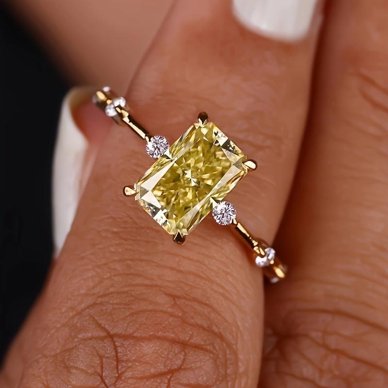 Exquisite Square Ring