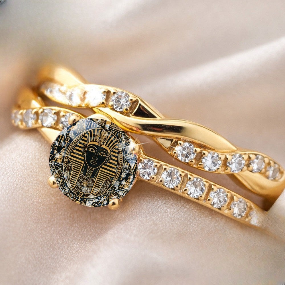 Pharaoh Crystal Twist Ring