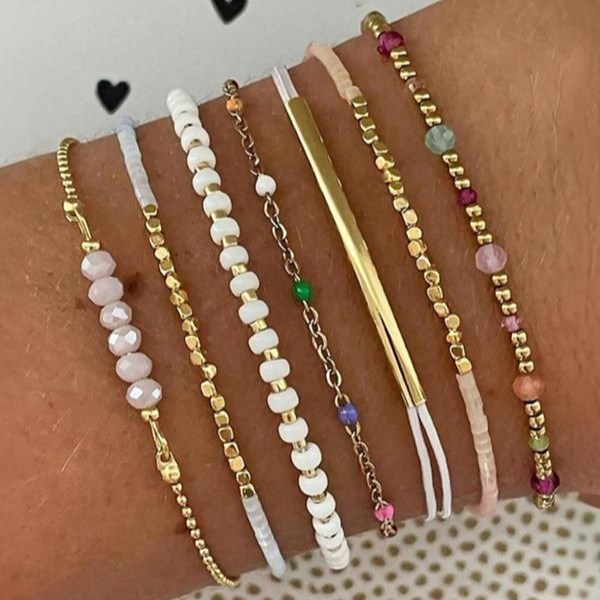 7pc Beaded Stackable Bracelet Set