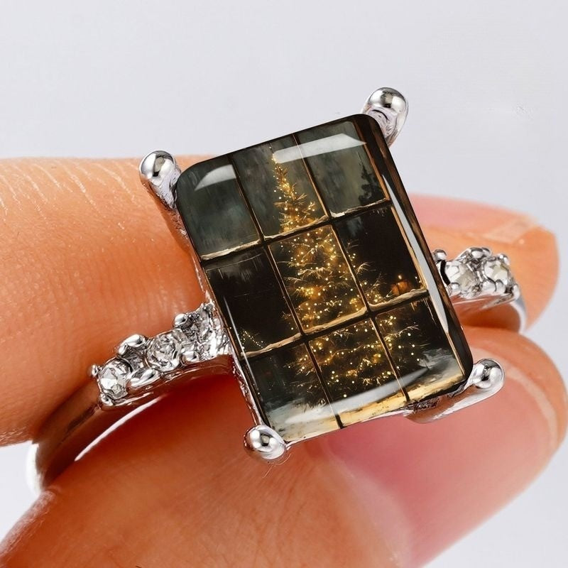 Christmas Tree Window Ring