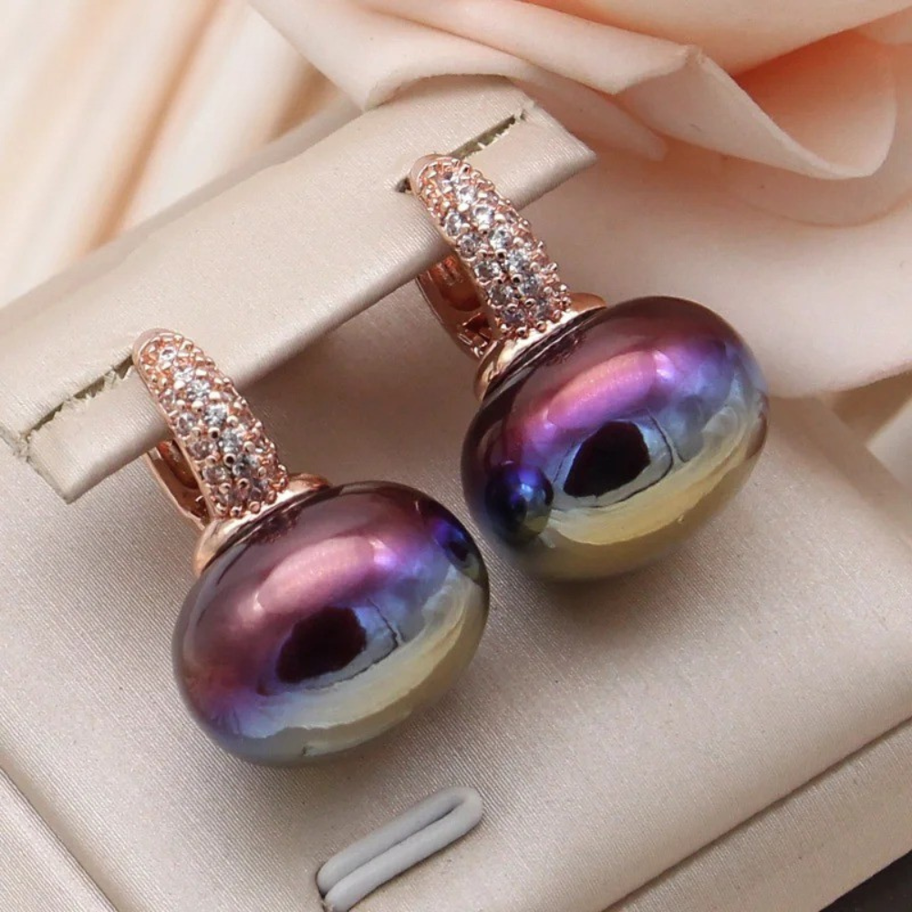 Round Pan Large Pearl Earrings