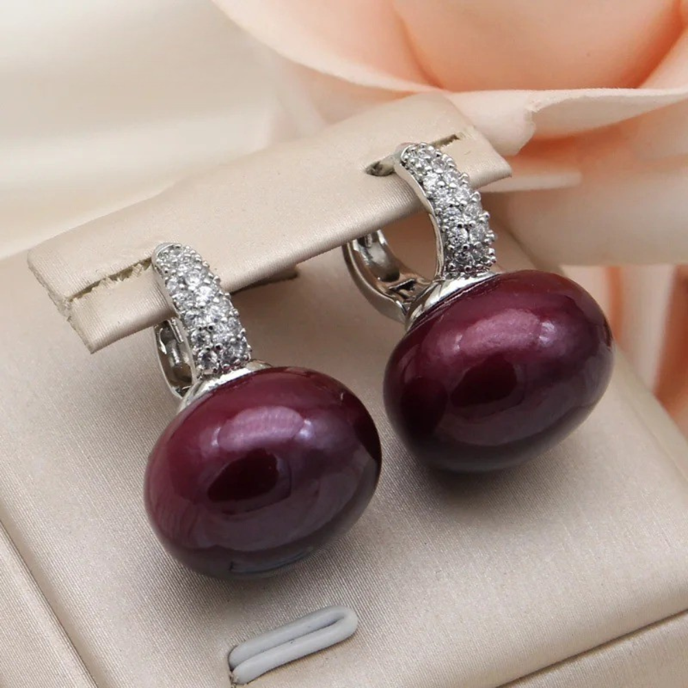 Round Pan Large Pearl Earrings