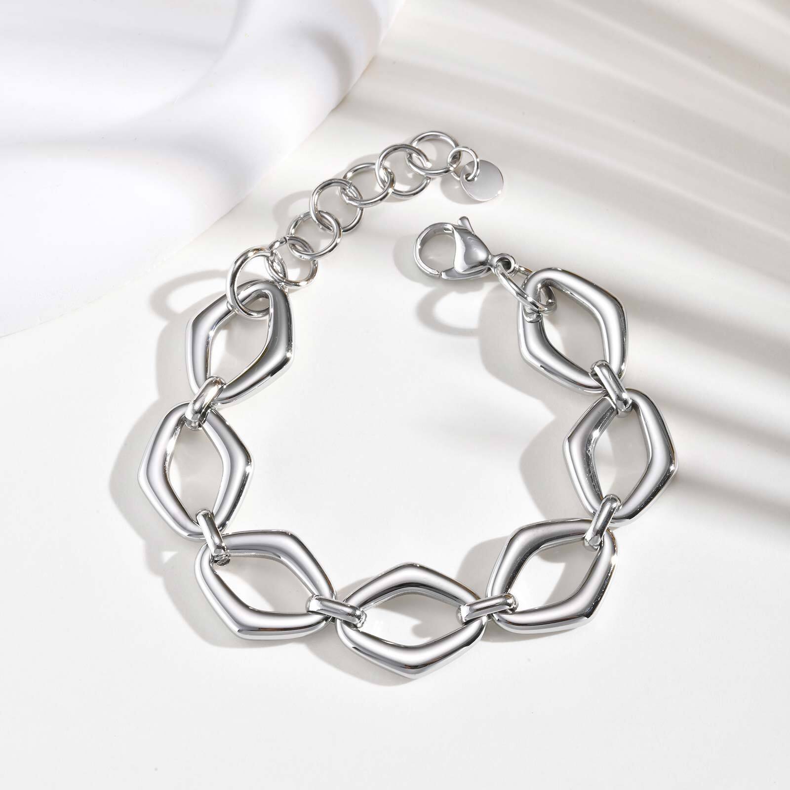 Diamond-Shaped Gold Link Bracelet