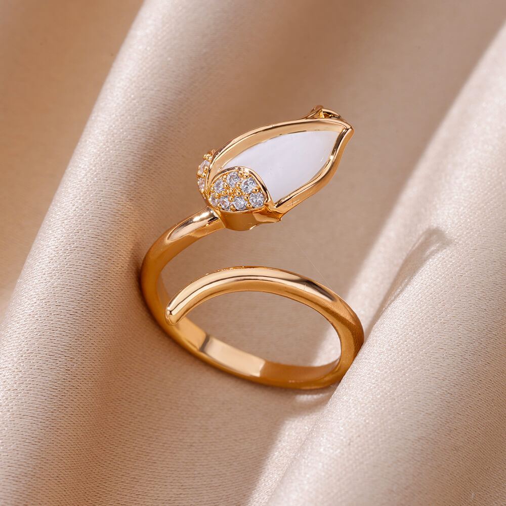 Adjustable Gold Flower Ring