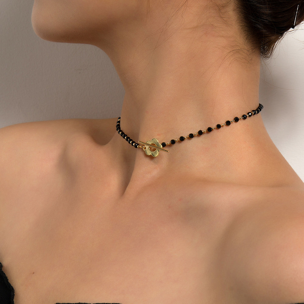 Black Bead Clover Toggle Choker