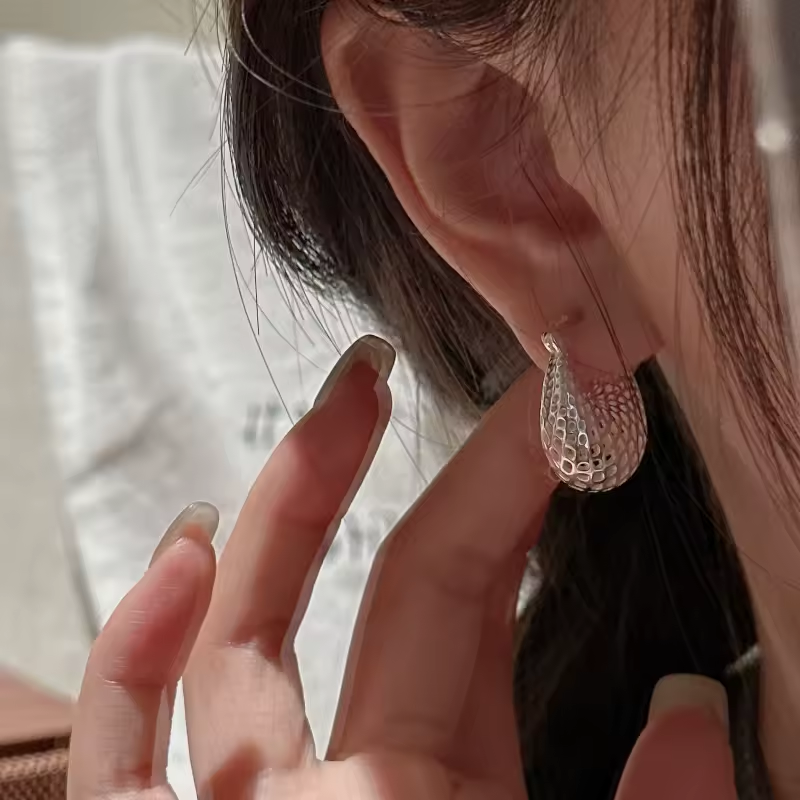 Moonlace Shell Earrings