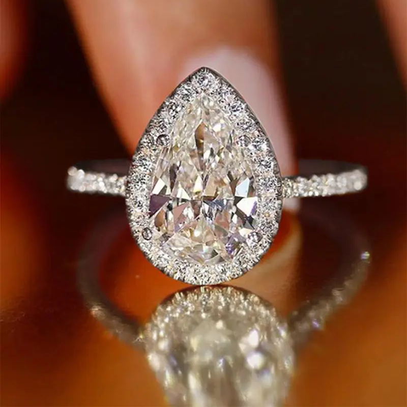 Elegant Water Drop Ring