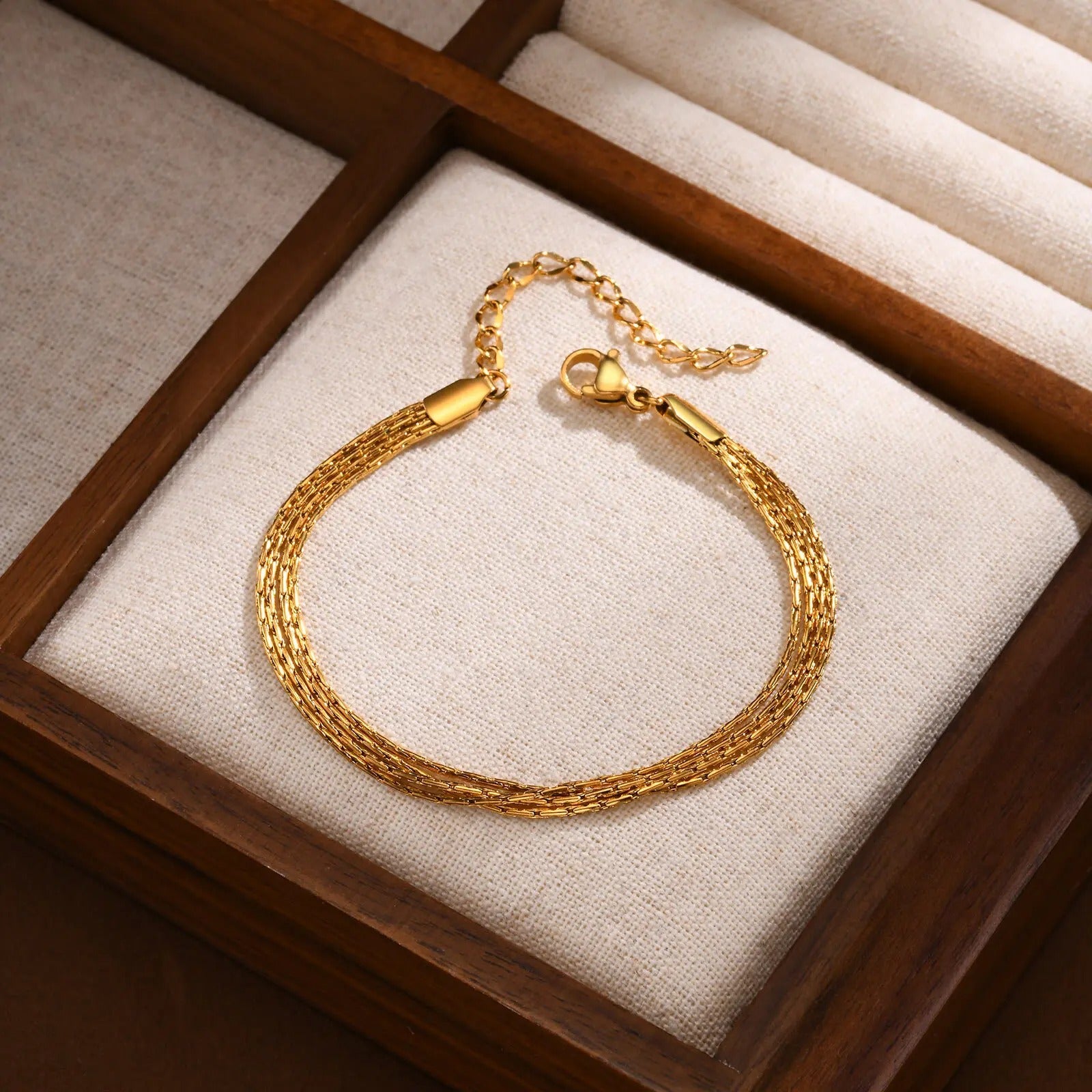 Think Link Multilayer Bracelet