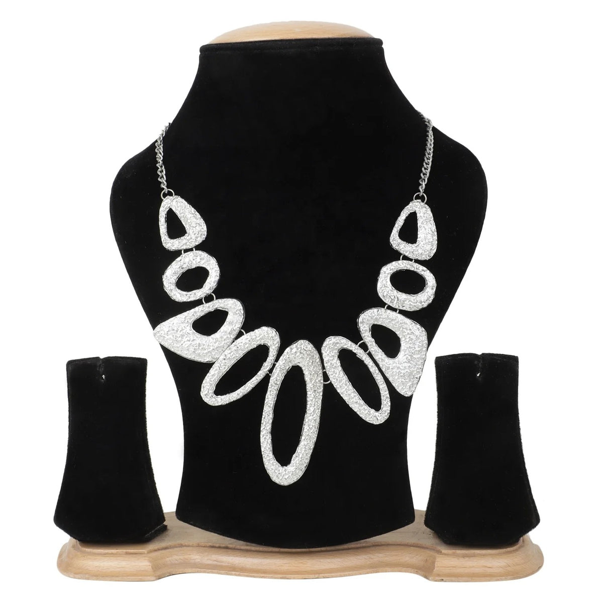 Silver Beaded Oval Necklace Set