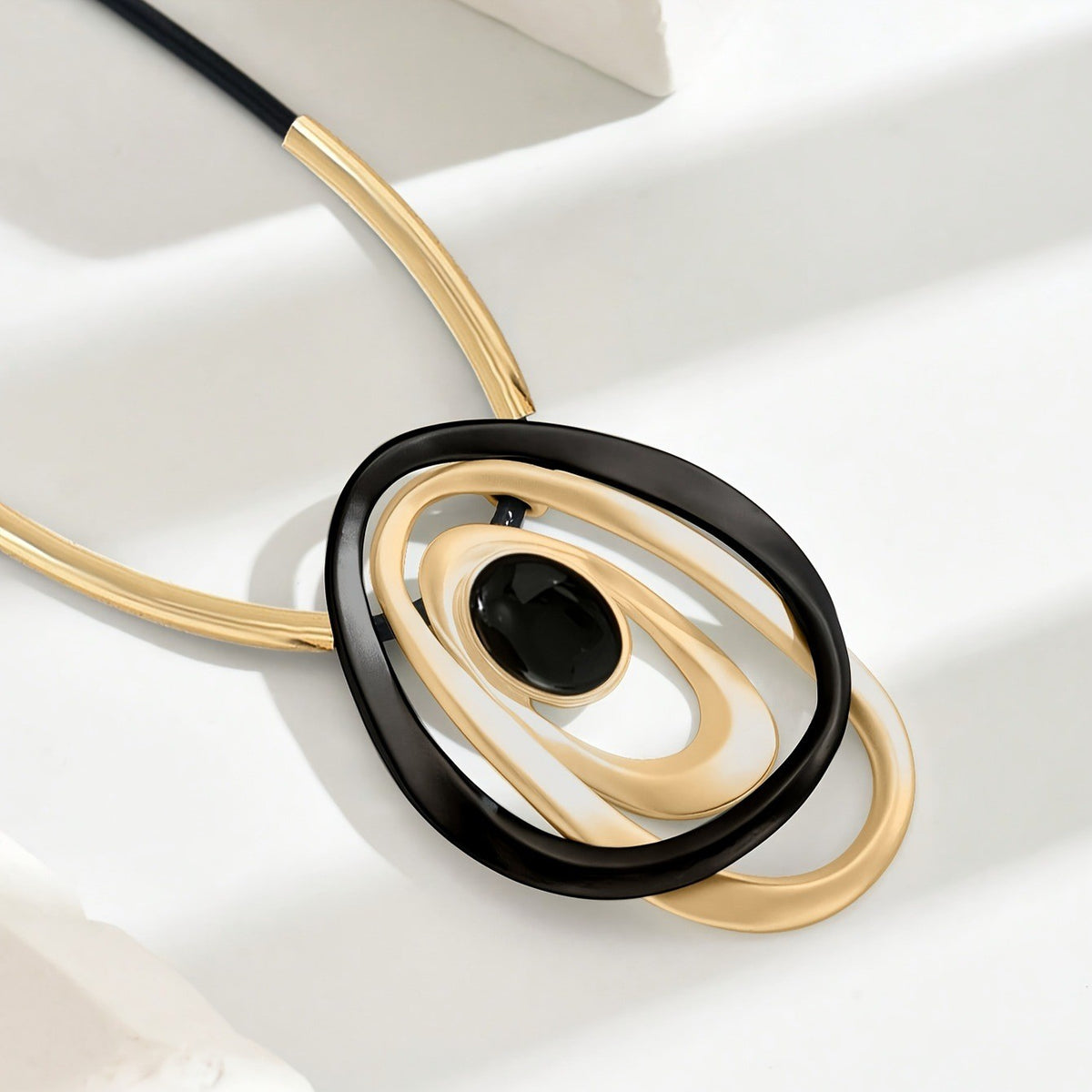 Interlocking Oval Collar Necklace