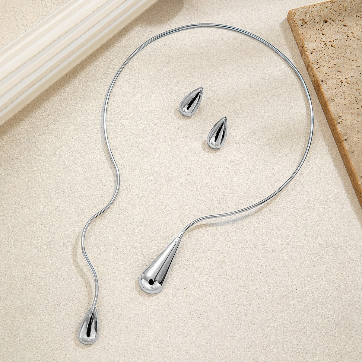 Teardrop Snake Chain Necklace & Earring Set