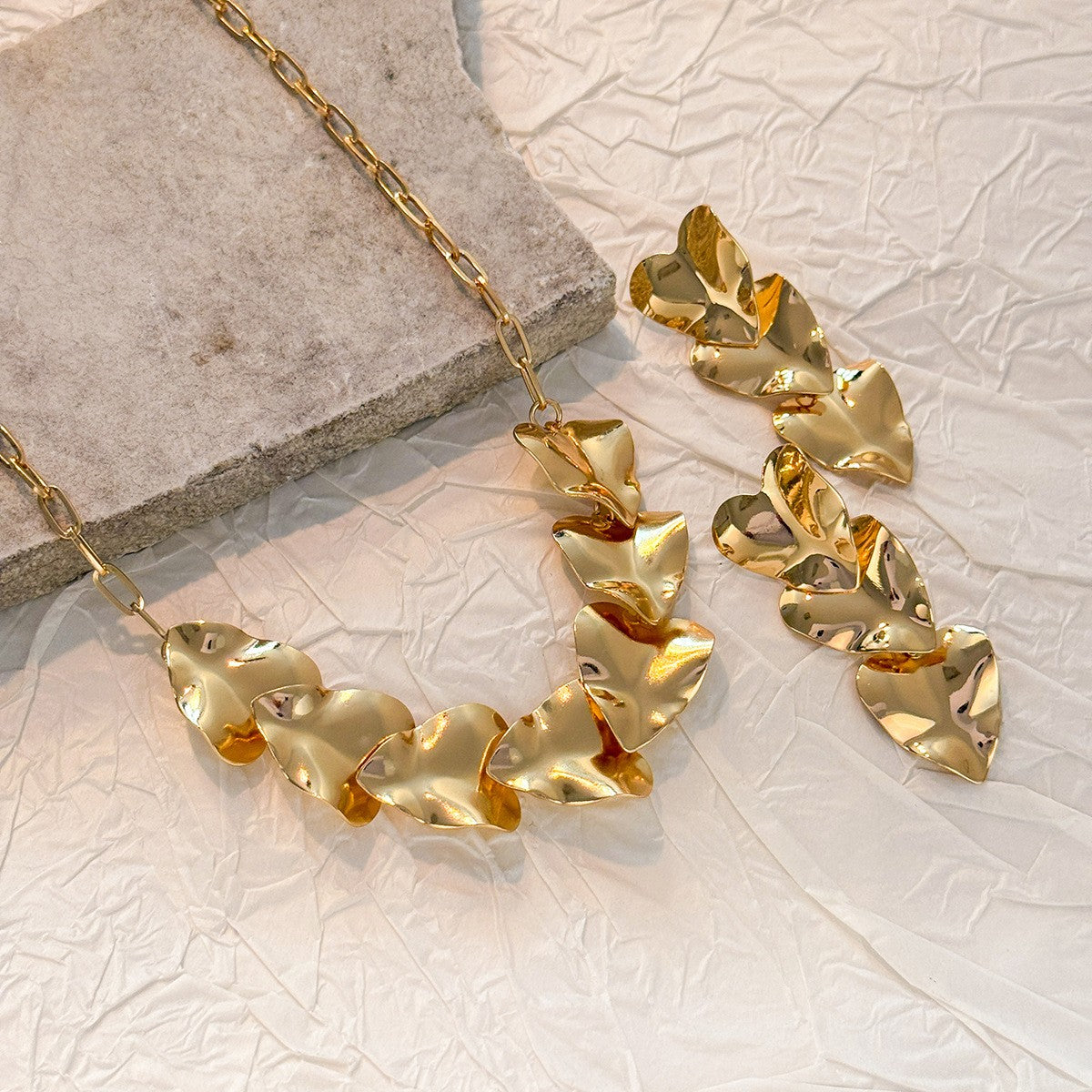 Irregular Leaf Necklace Set