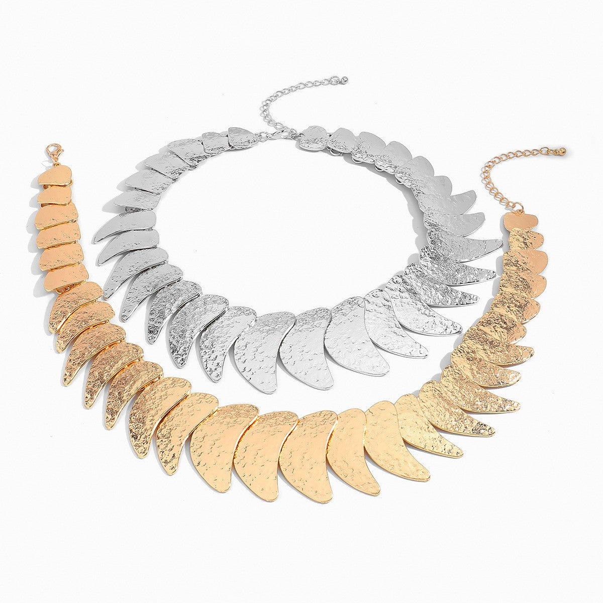 Textured Crescent Collar Necklace