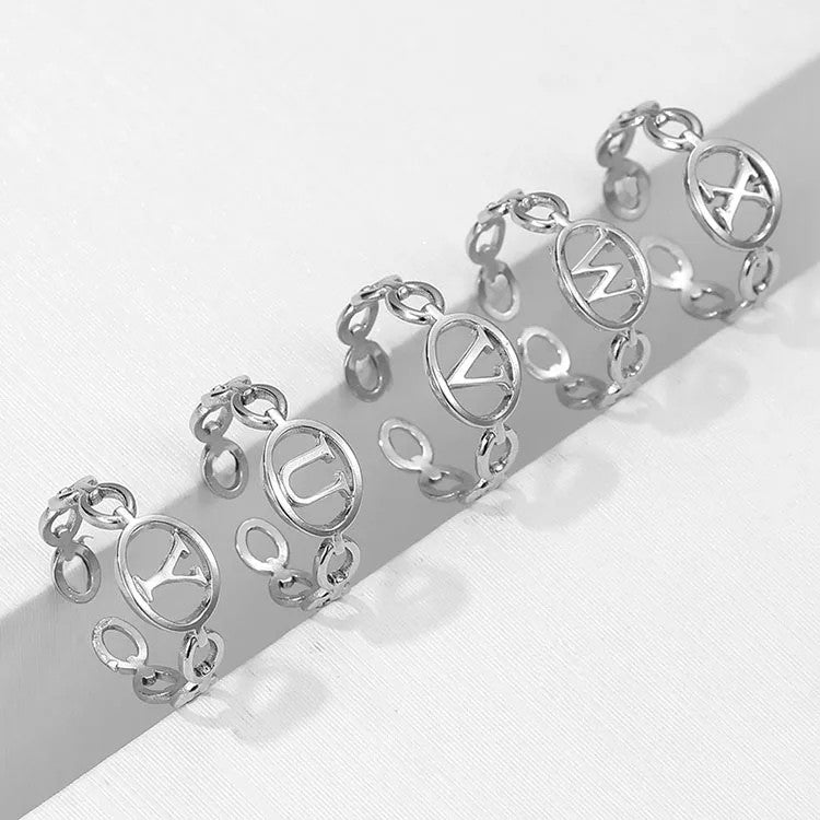 Initial Oval Link Ring