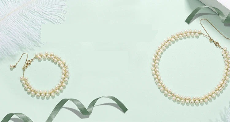 Floral Zircon Pendant Necklace