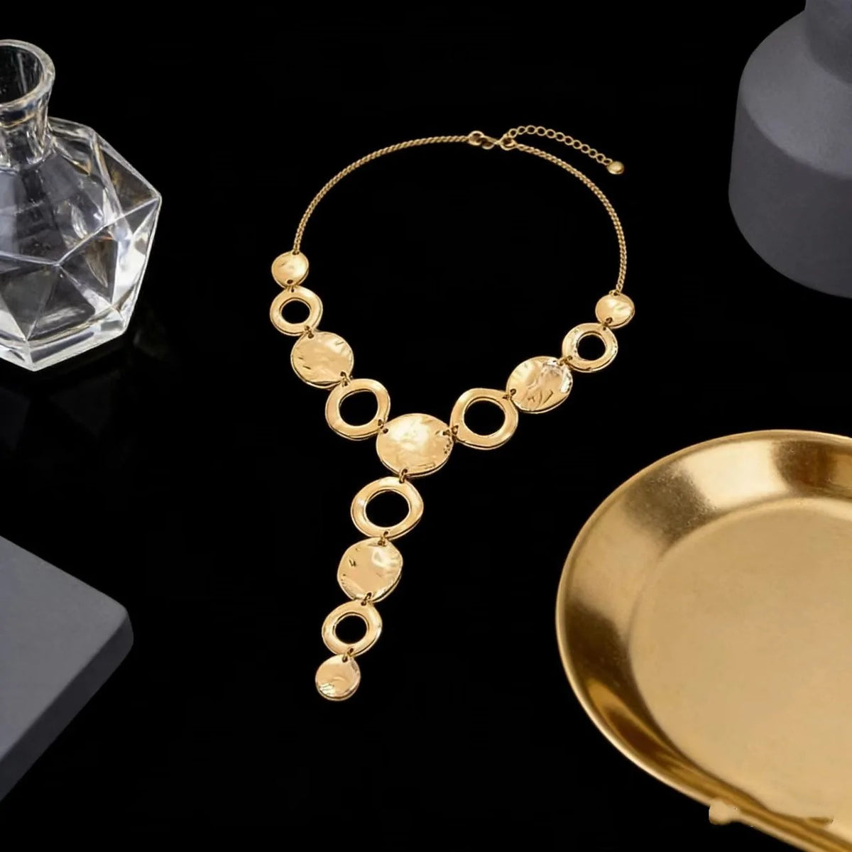 Geometric Circle Lariat Necklace