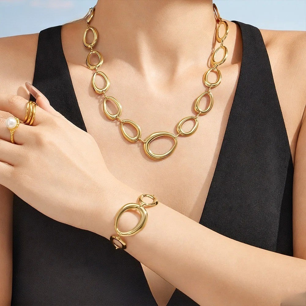 Graduated Oval Link Jewelry Set