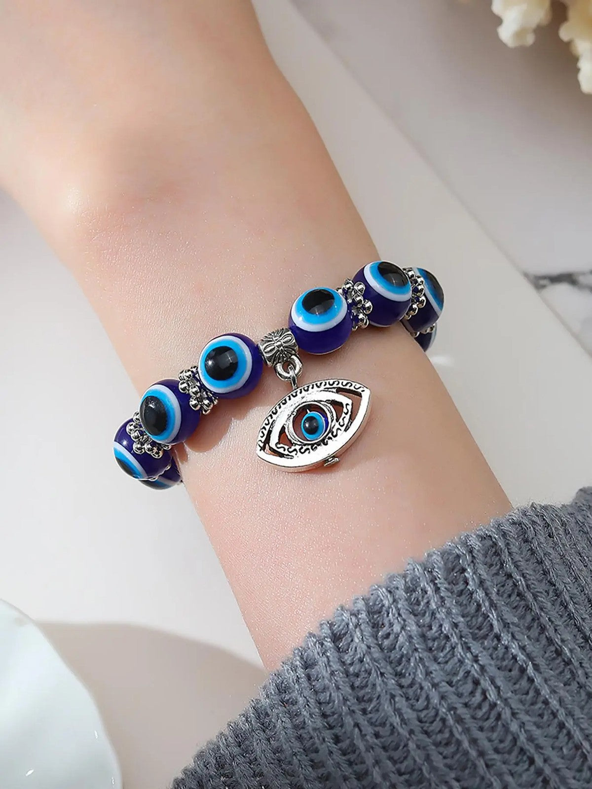 Blue Evil Eye Bead Bracelet