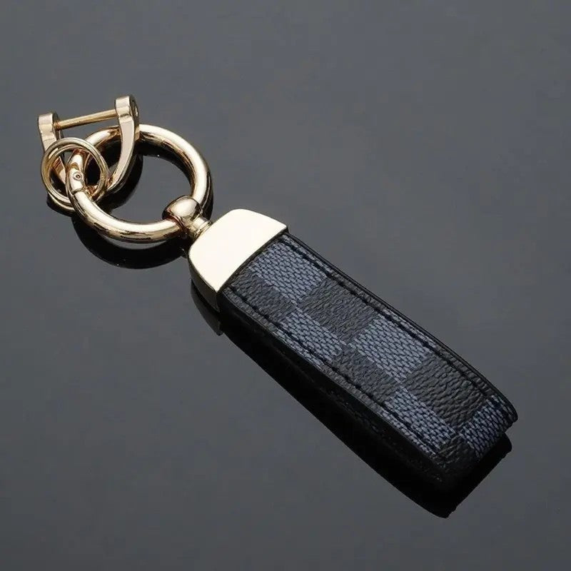 Checkered Horseshoe Keychain