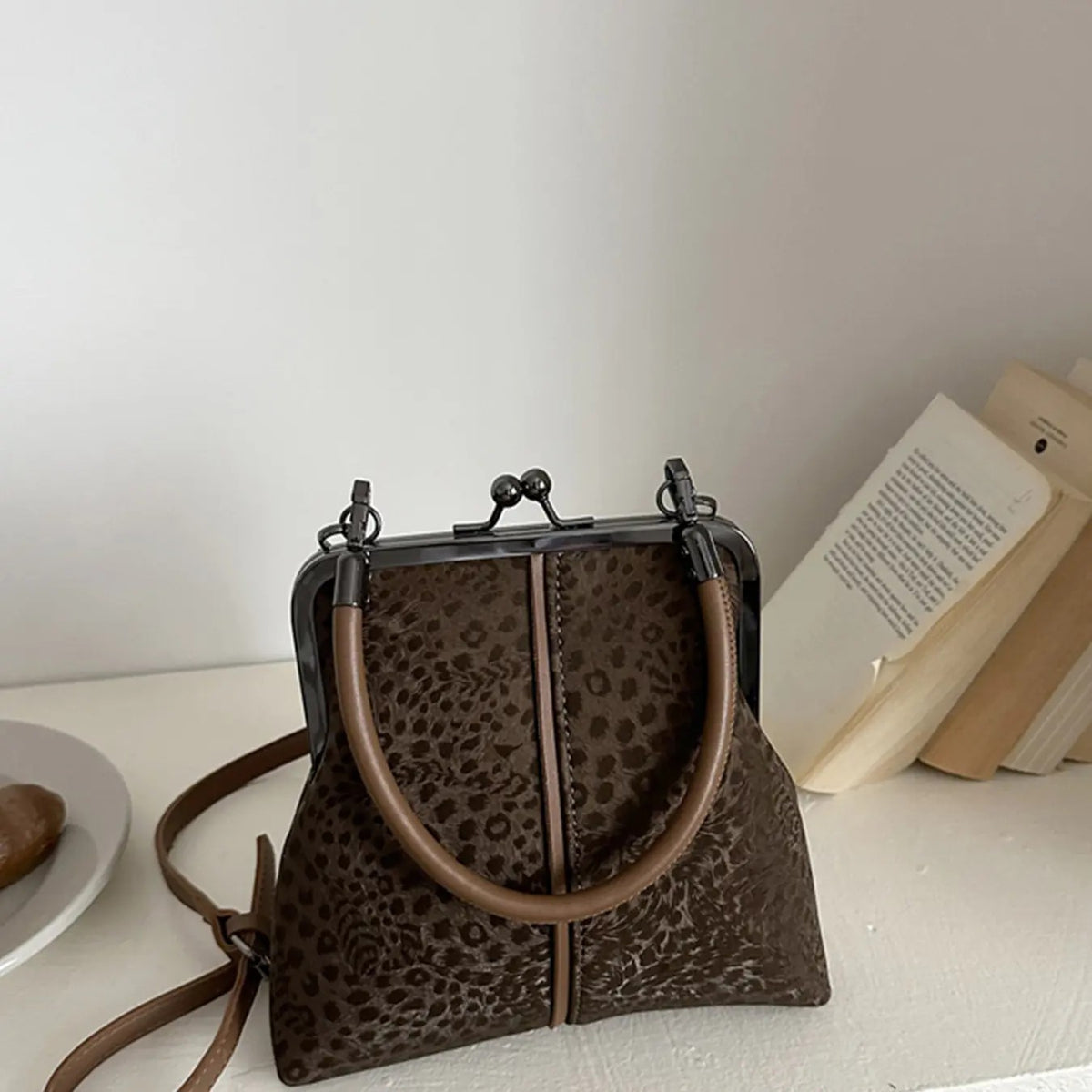 Leopard Print Kiss Clasp Bag