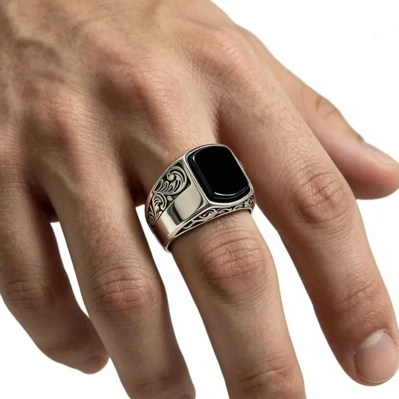 Black Stone Scrollwork Ring