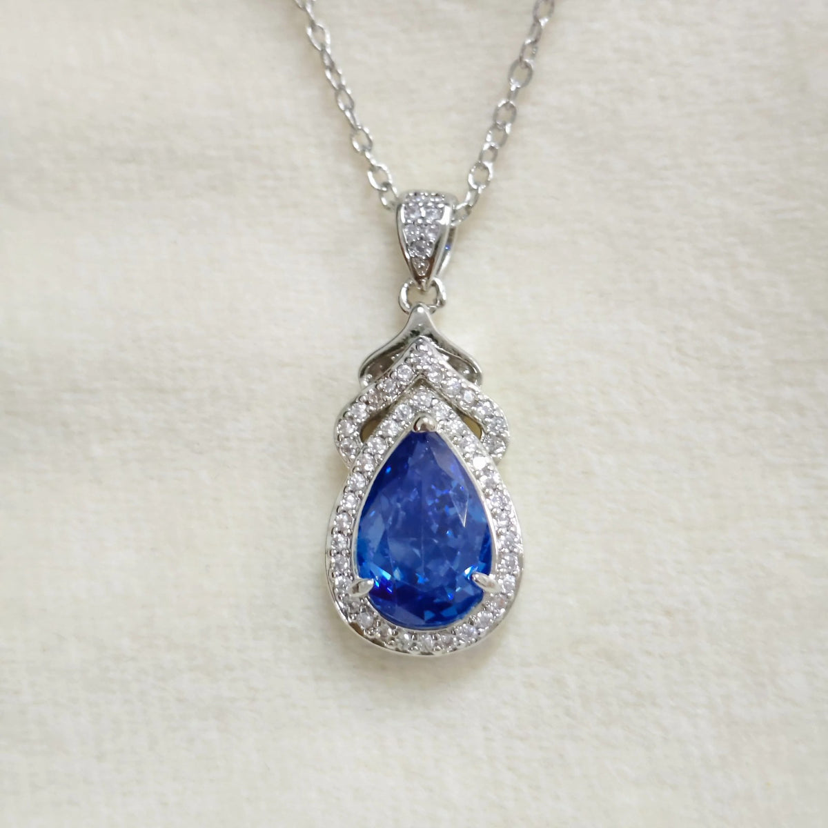 Pear Zircon Crown Pendant Necklace