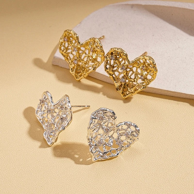 Zircon Heart Mesh Stud Earrings
