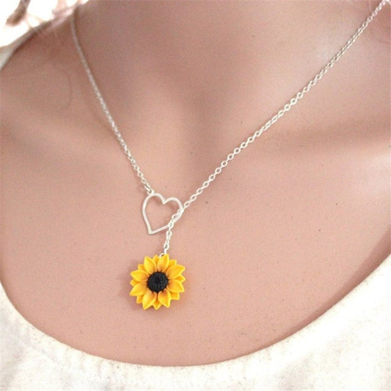 Sunflower & Hollow Heart Lariat Necklace