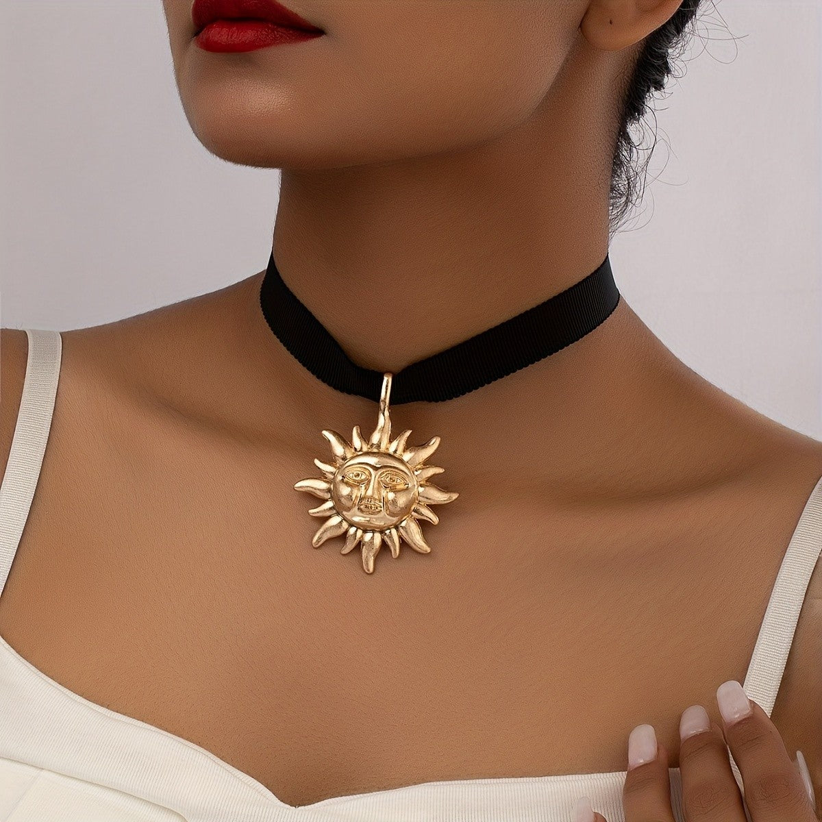 Sun Face Velvet Choker Necklace