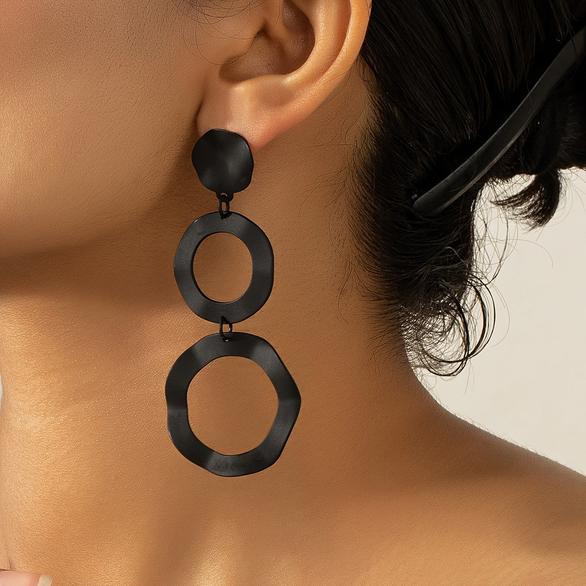Geometric Hammered Circle Earrings