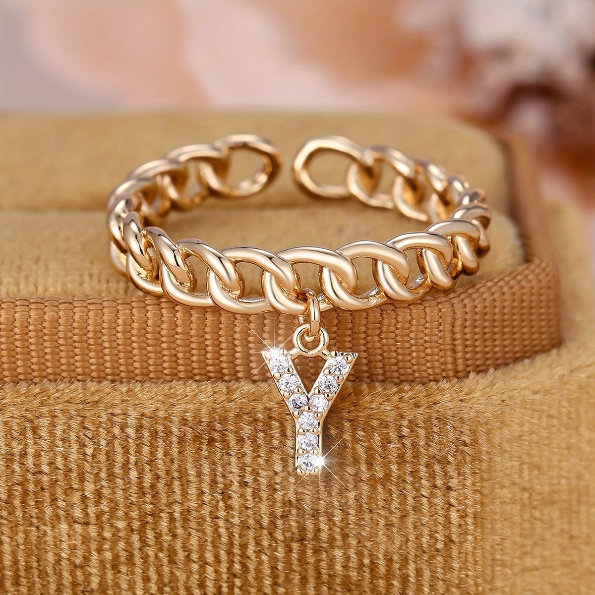 Crystal Initial Chain Ring