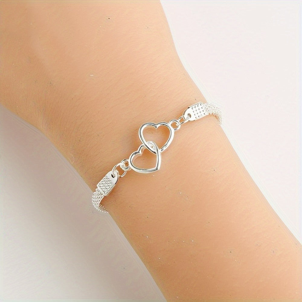 Interlocking Heart Mesh Bracelet