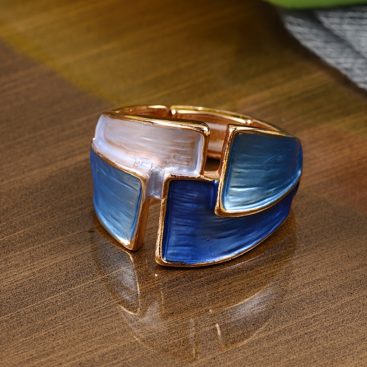 Geometric Enamel Ring