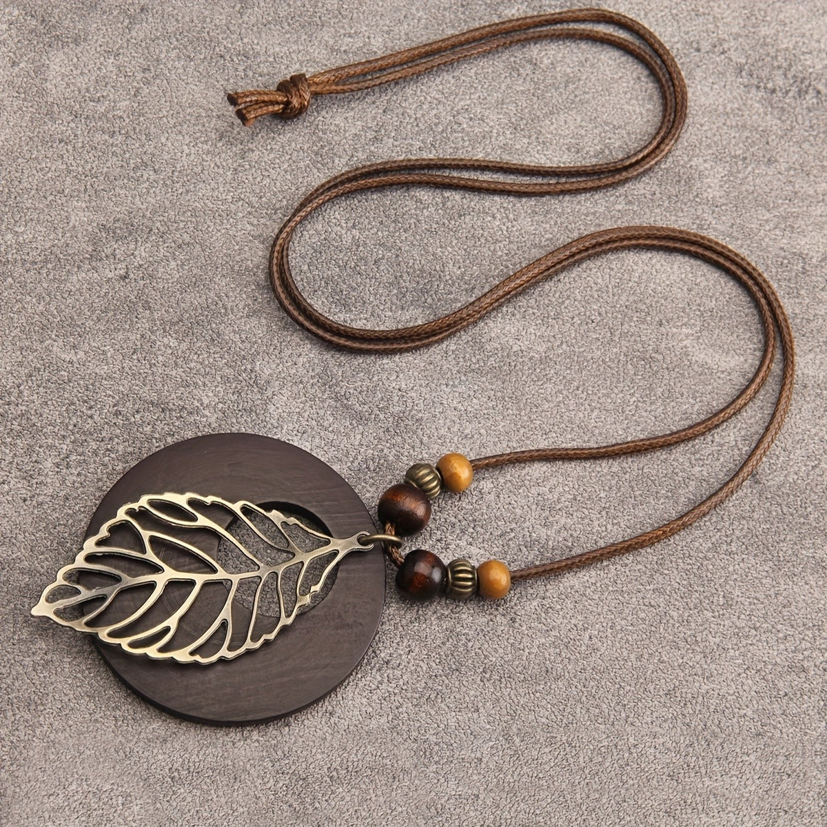 Hollow Leaf Disc Pendant Necklace
