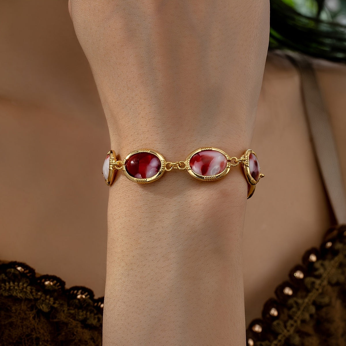 Marbled Resin Oval Link Bracelet