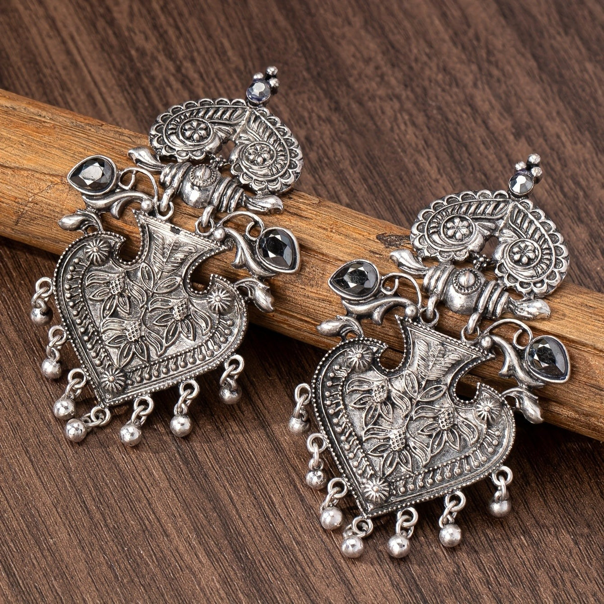 Vintage Floral Heart Drop Earrings