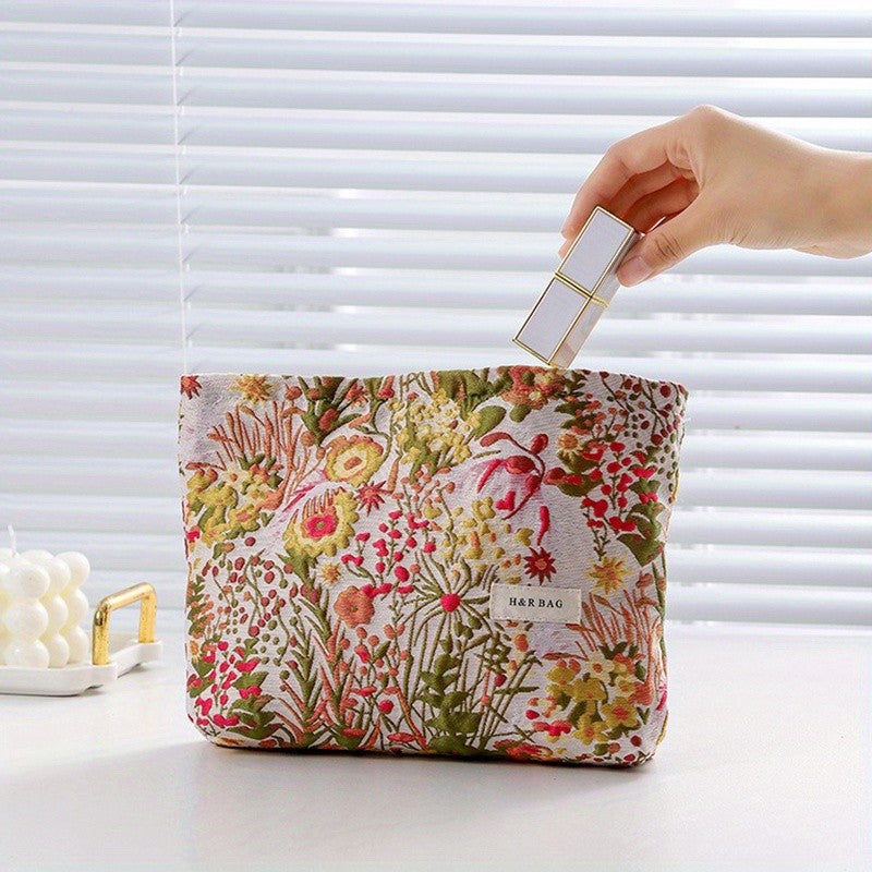 Floral Jacquard Pouch