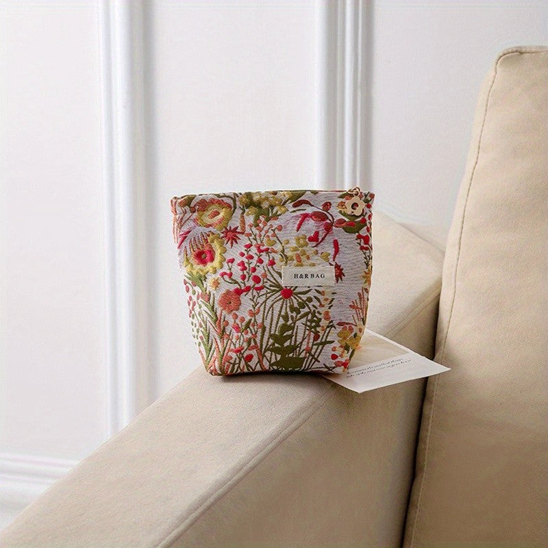 Floral Jacquard Pouch