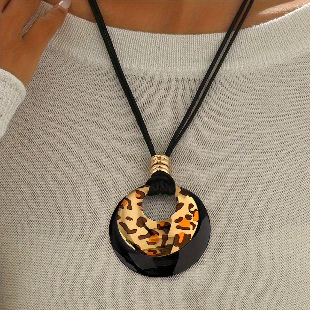 Hollow Disc Cord Necklace