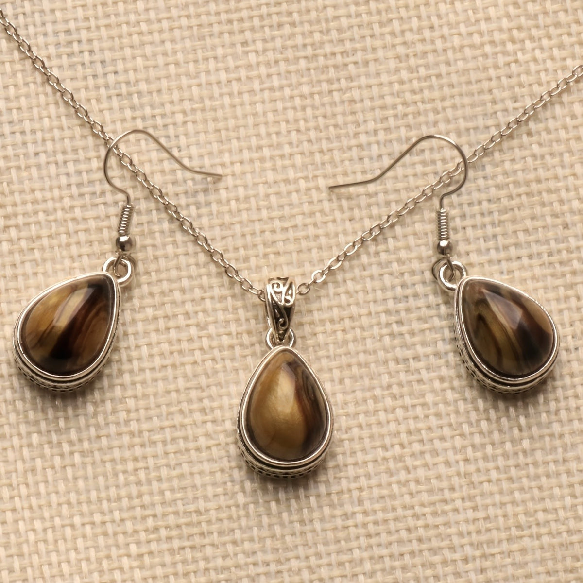 Amber Teardrop Jewelry Set