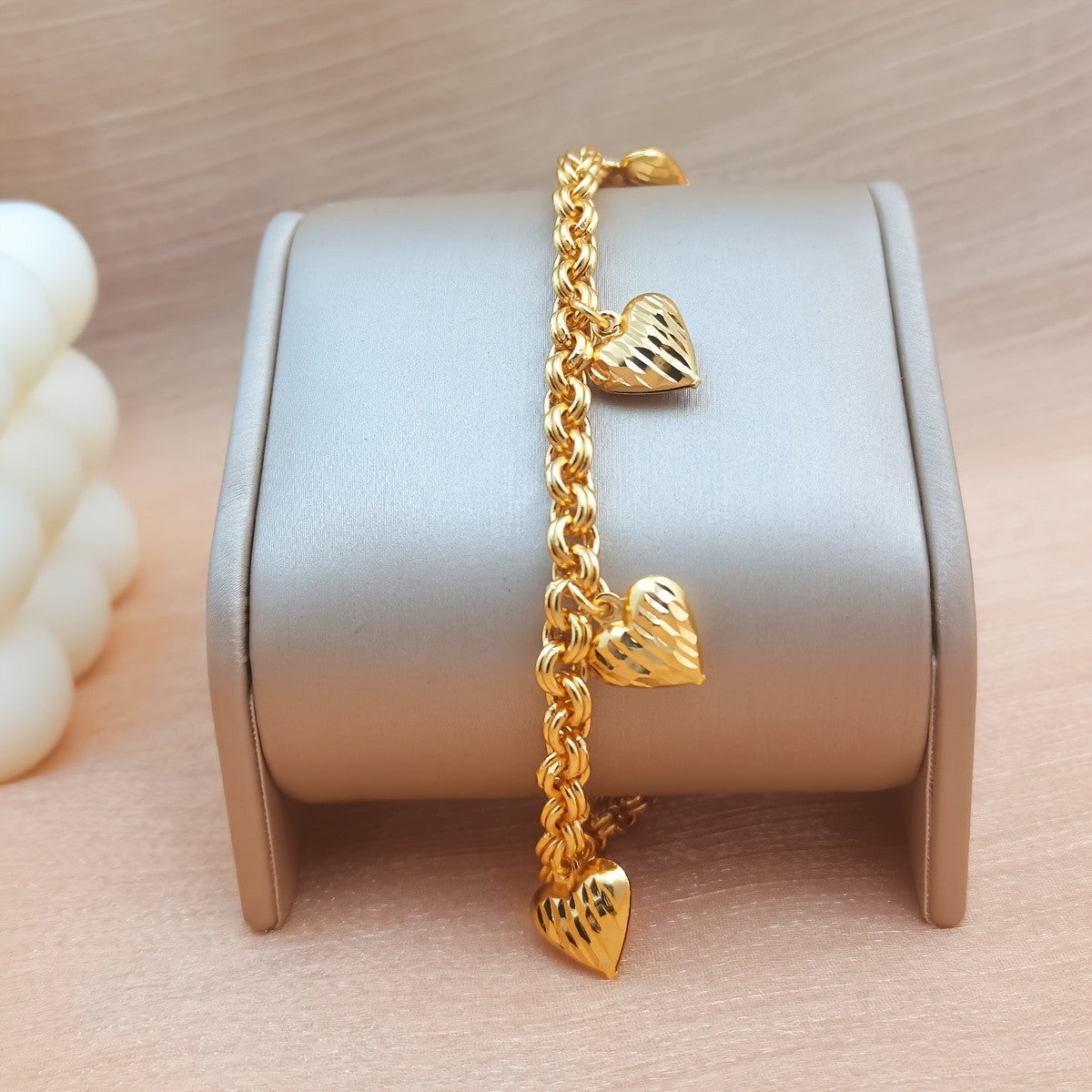 Leaf Motif Link Bracelet