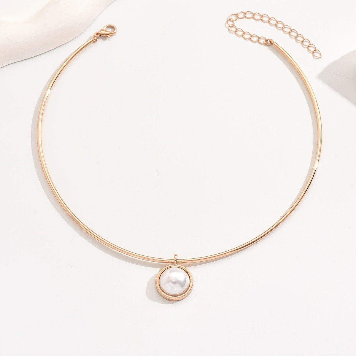 Pearl Circle Choker Necklace