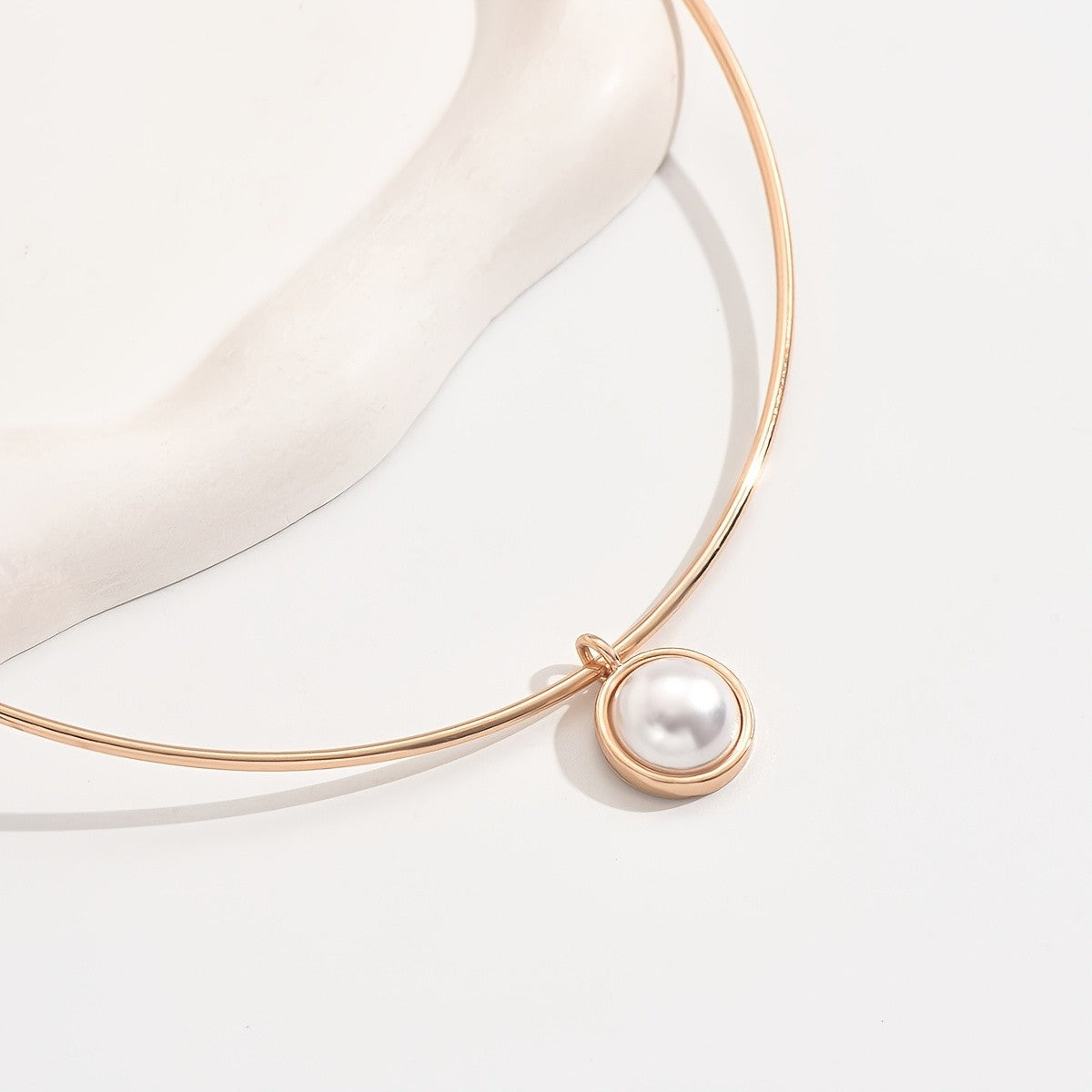 Pearl Circle Choker Necklace