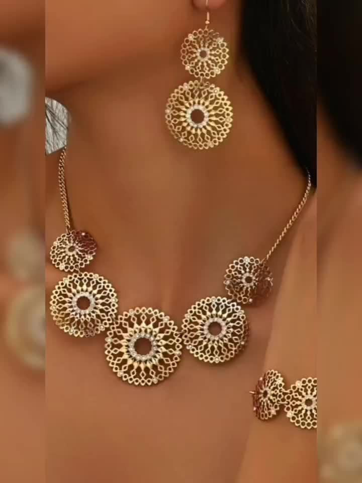 Openwork Floral Jewelry Set