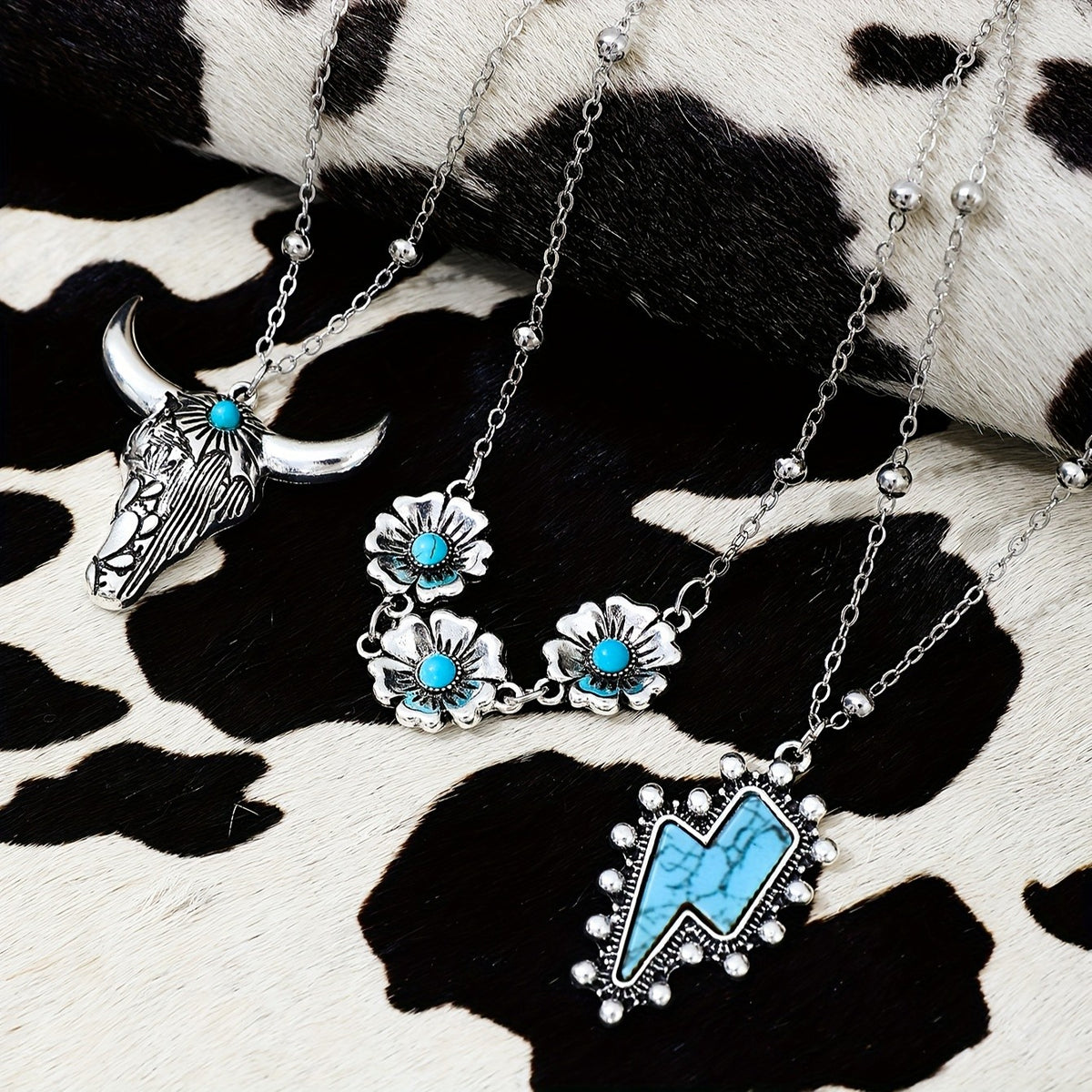 Turquoise Floral & Bull Head Layered Necklace Set