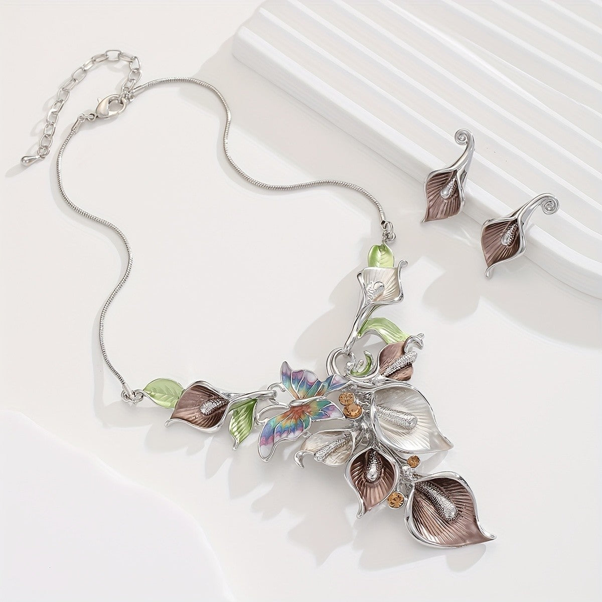 Calla Lily Floral Necklace & Earring Set