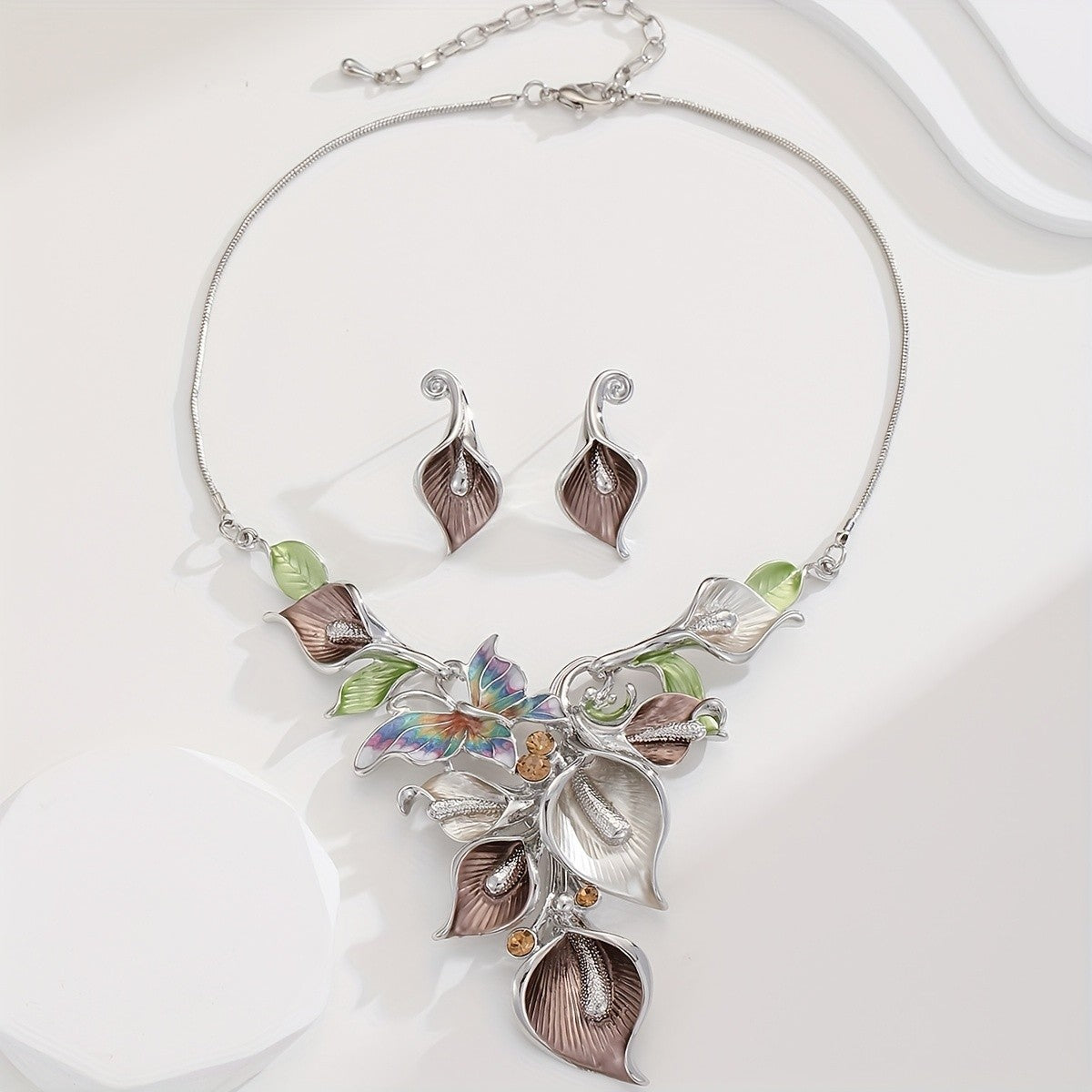 Calla Lily Floral Necklace & Earring Set